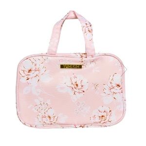 Yumi Kim Wanderlust Hanging Makeup Toiletries Travel Case
